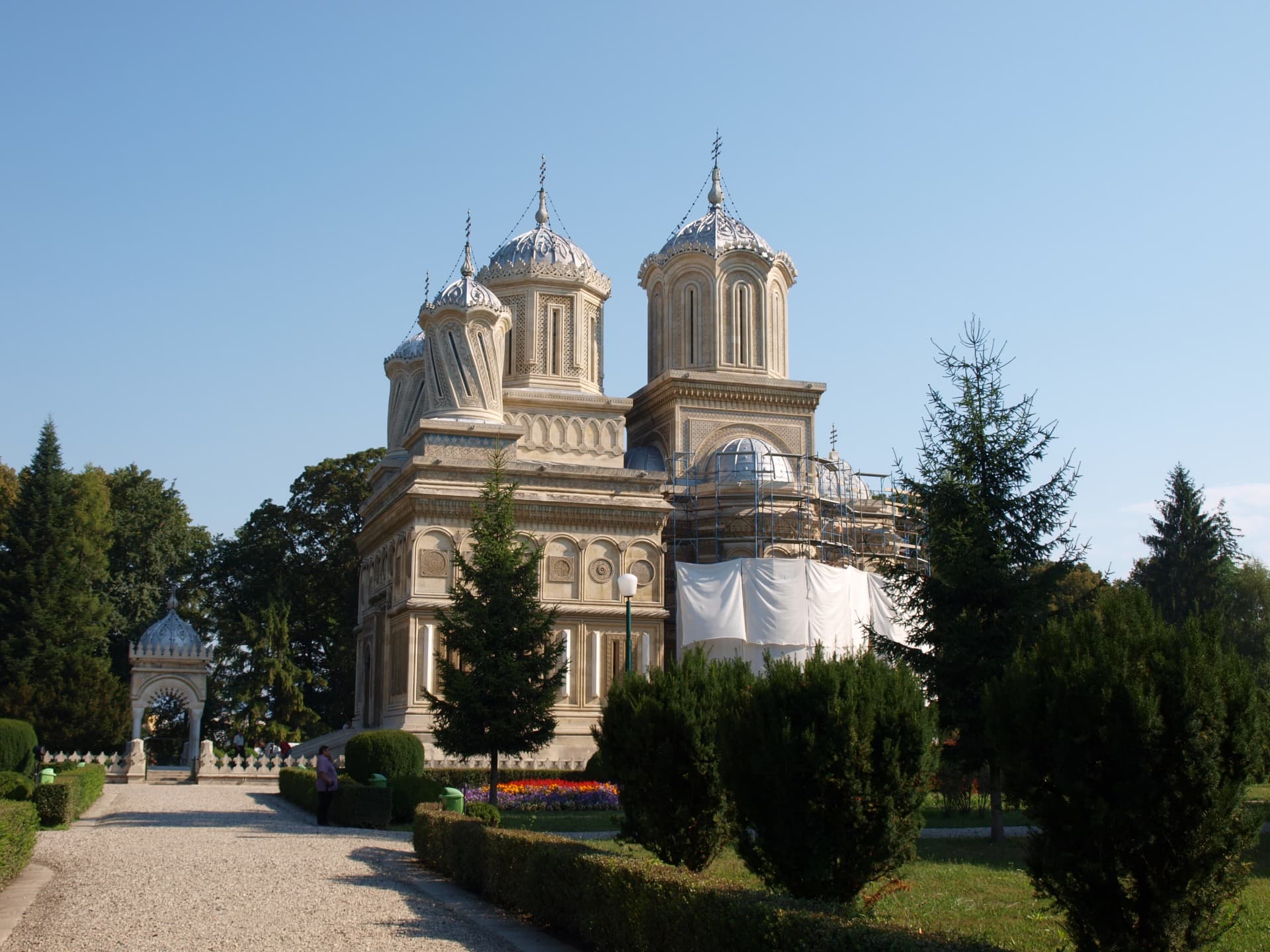 curtea de arges jpg